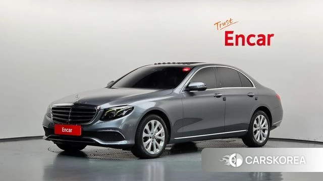 Mercedes-Benz E-Class W213 2018 Серый из Кореи