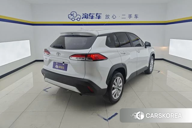 Toyota Corolla 2024 Белый из Китая