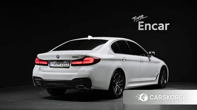 BMW 5 Series (G30) 2022 Белый из Кореи