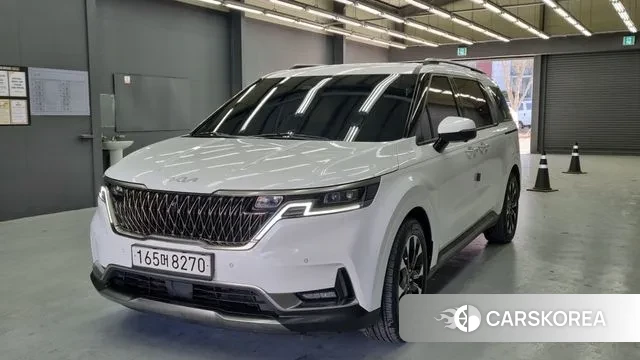 Kia Carnival 4th generation 2023 Белый из Кореи