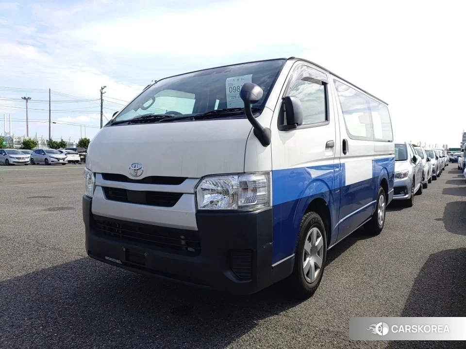 Toyota HiAce Van 2021 из Японии