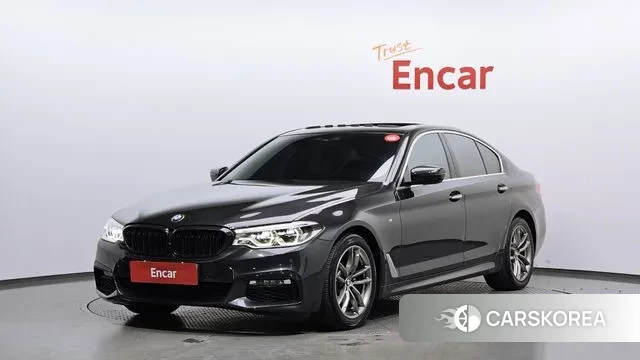 BMW 5 Series (G30) 2018 Черный из Кореи