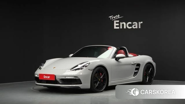Porsche 718 Boxster 2018 Серебристо-серый из Кореи