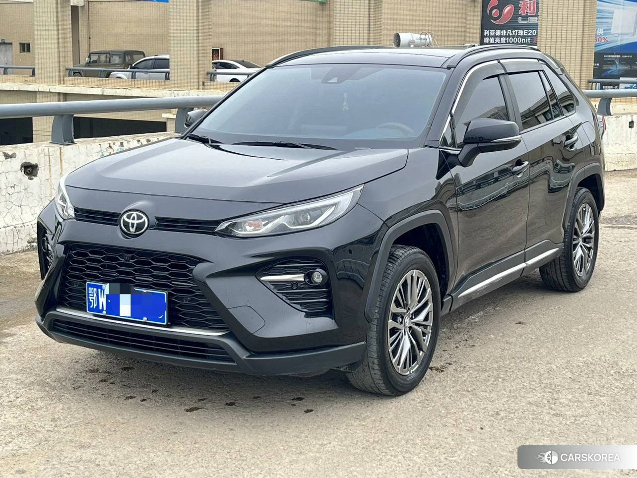 Toyota Wildlander 2023 Черный из Китая