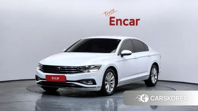 Volkswagen Passat GT (B8) 2021 Белый из Кореи