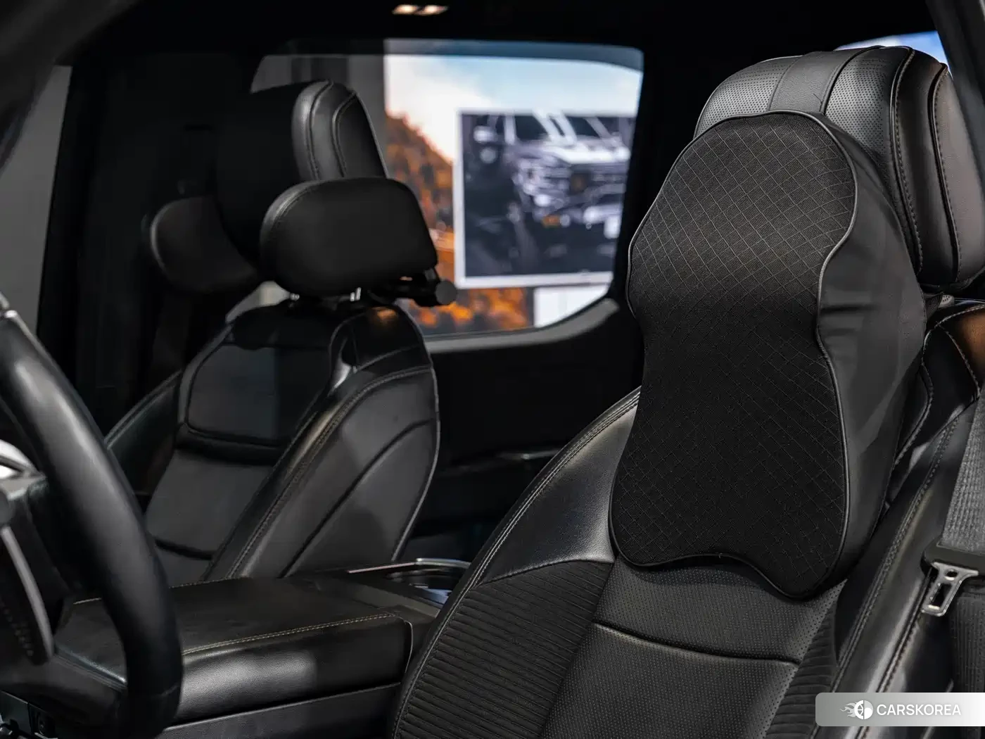 Ford F-150 2023 Черный из Китая