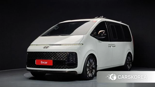 Hyundai Staria 2021 Белый из Кореи