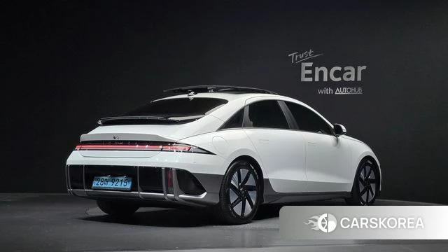 Hyundai Ionic 6 2022 Белый из Кореи