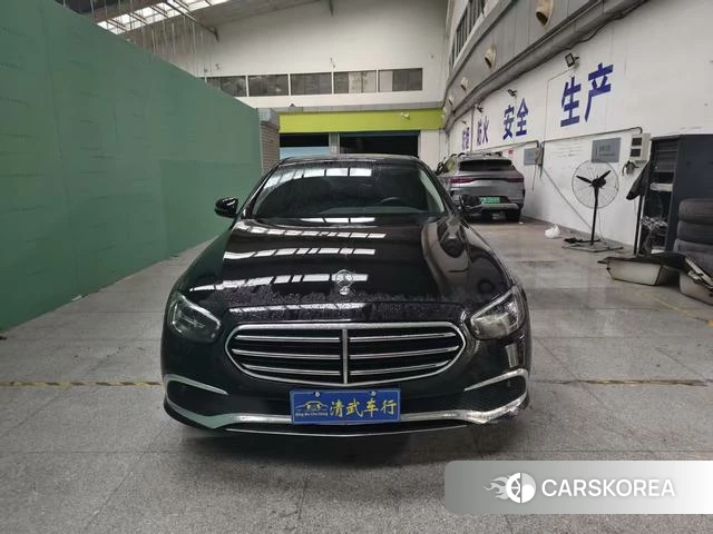 Mercedes-Benz E-Class 2023 Черный из Китая