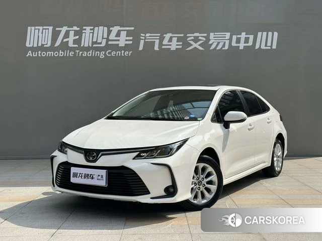Toyota Corolla 2021 Белый из Китая