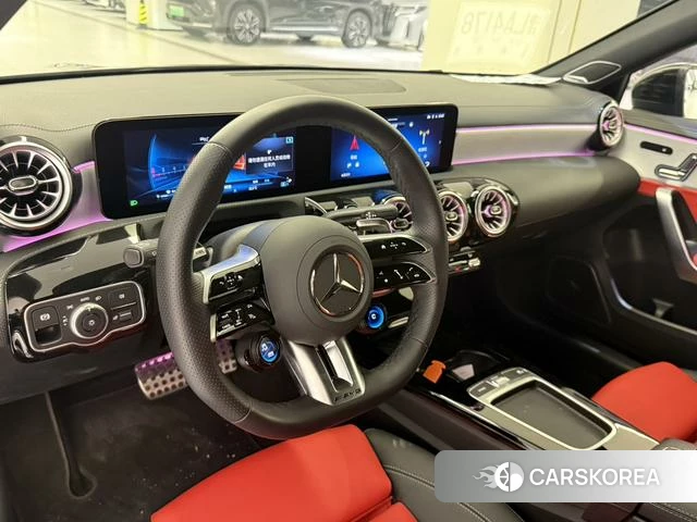 Mercedes-Benz AMG A-Class 2025 Серебристо-серый из Китая