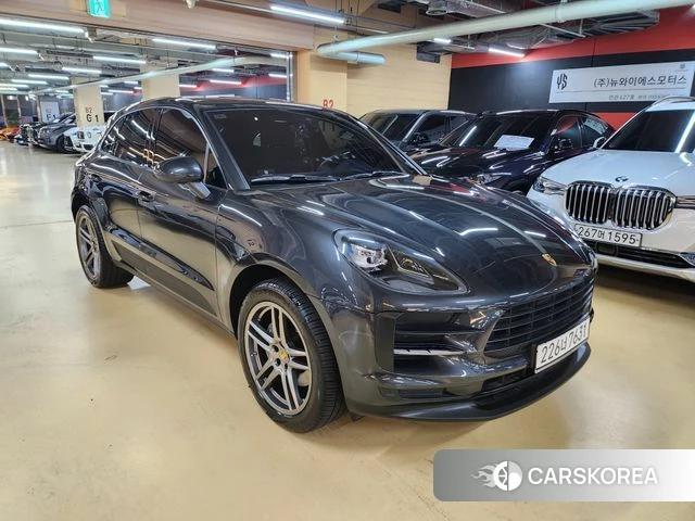 Porsche Macan 2019 Серый из Кореи
