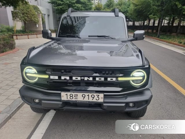 Ford Bronco 6th Generation 2022 Серый из Кореи