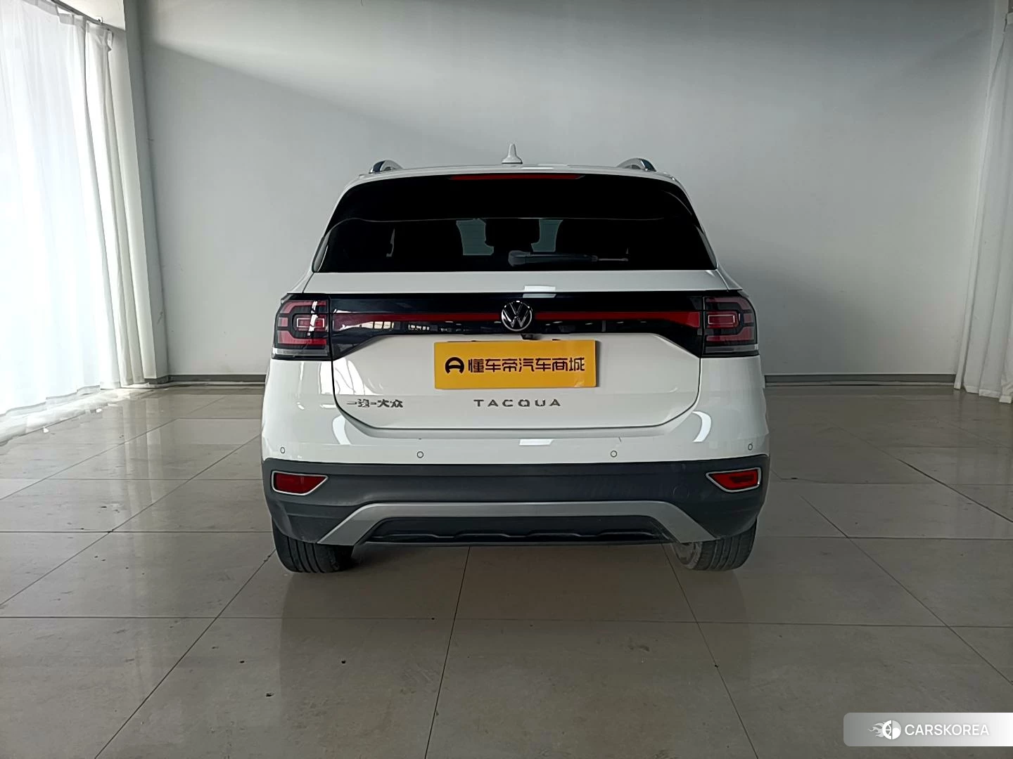 Volkswagen Tacqua 2019 Белый из Китая