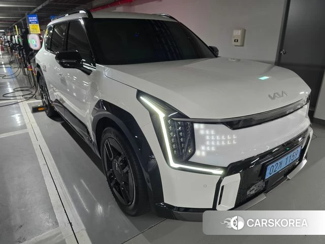 Kia EV9 2023 Белый из Кореи