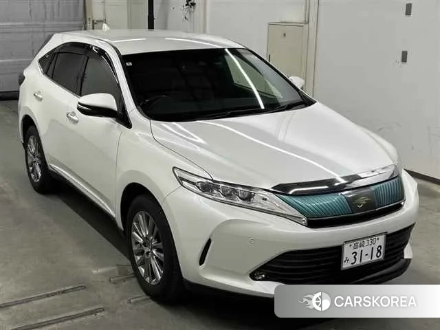 Toyota Harrier 2018 из Японии