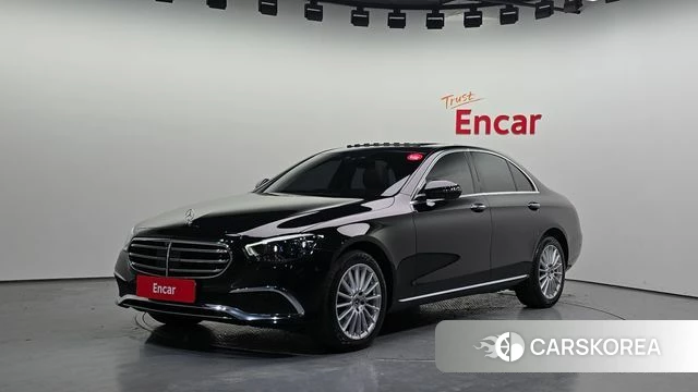 Mercedes-Benz E-Class W213 2023 Черный из Кореи