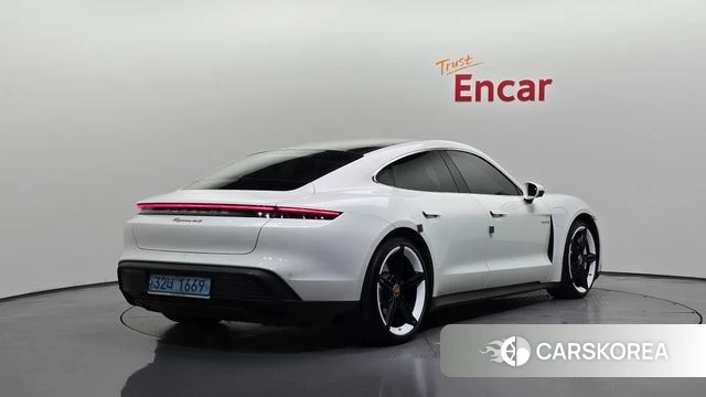 Porsche Taycan id 4943287 из Кореи