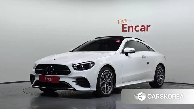 Mercedes-Benz E-Class W213 2023 Белый из Кореи
