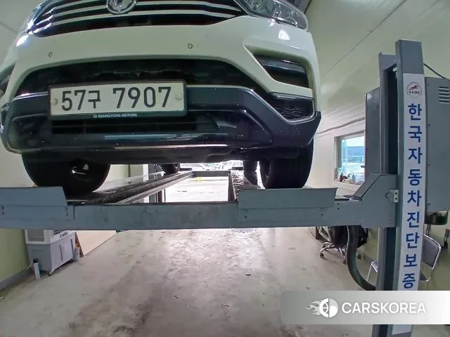 Ssangyong G4 Rexton 2018 Белый из Кореи