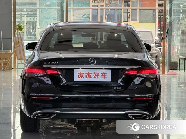 Mercedes-Benz E-Class 2021 Черный из Китая