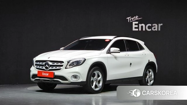 Mercedes-Benz GLA-Class X156 2019 Белый из Кореи