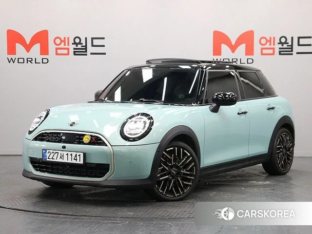 Mini Cooper S 4th Generation 2025 Небесно-голубой из Кореи