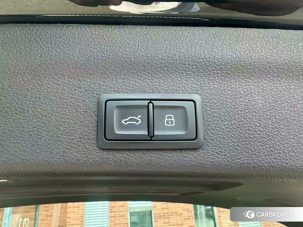 Audi A6 2023 Черный из Китая