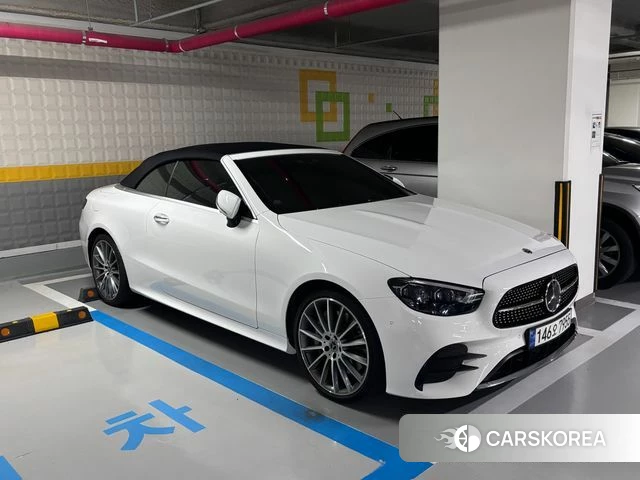 Mercedes-Benz E-Class W213 2021 Белый из Кореи