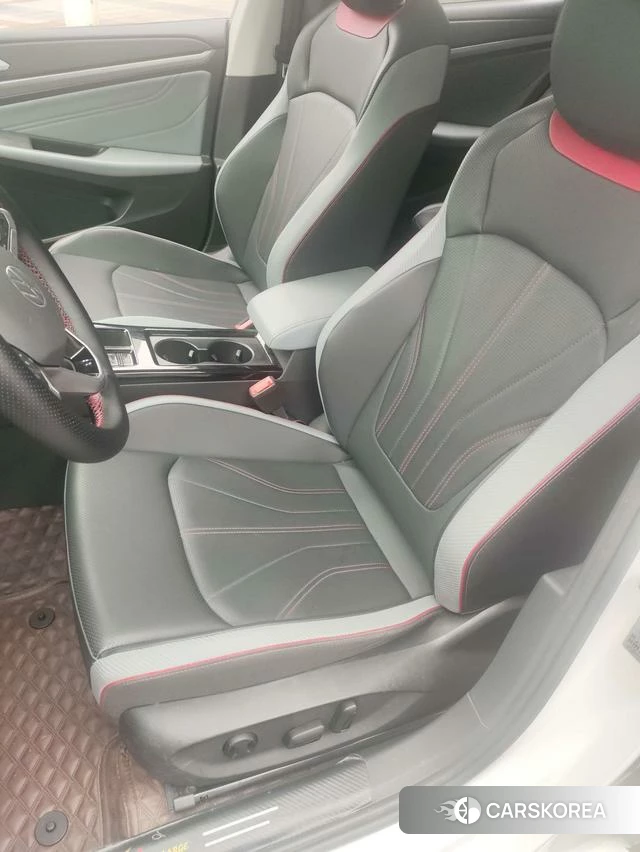 Volkswagen Lamando 2022 Белый из Китая
