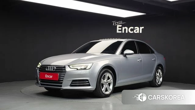 Audi A4 (B9) 2018 Серебряный из Кореи