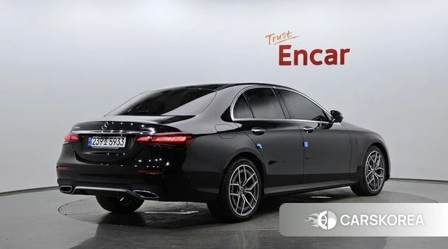 Mercedes-Benz E-Class W213 2021 Черный из Кореи