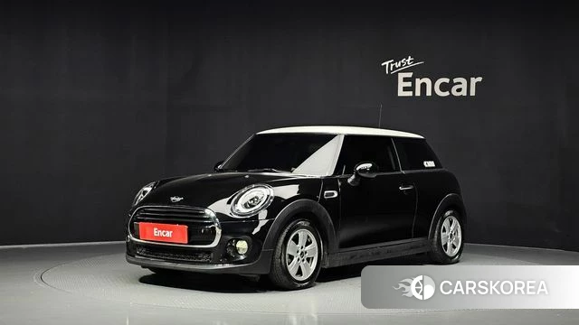 Mini Cooper 2019 Черный из Кореи