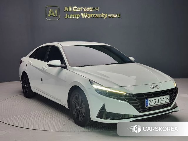 Hyundai Avante Hybrid (CN7) 2023 Белый из Кореи