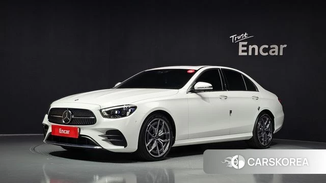Mercedes-Benz E-Class W213 2021 Белый из Кореи