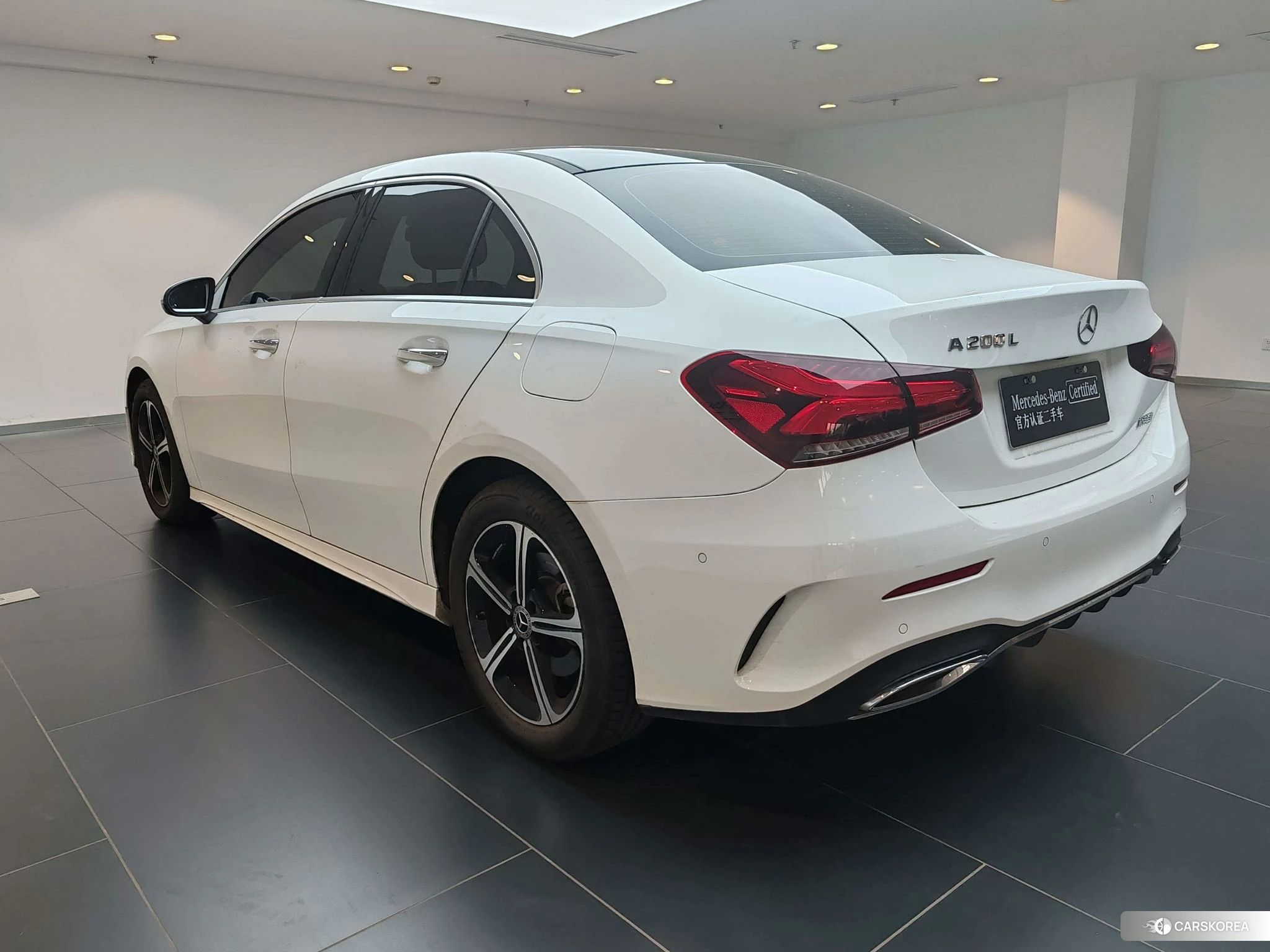Mercedes-Benz A-Class 2022 Белый из Китая