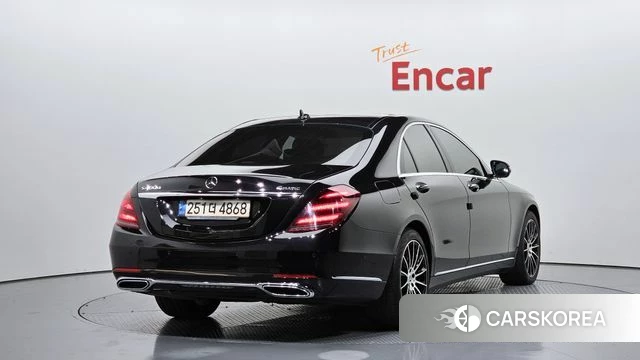 Mercedes-Benz S-Class W222 2019 Черный из Кореи