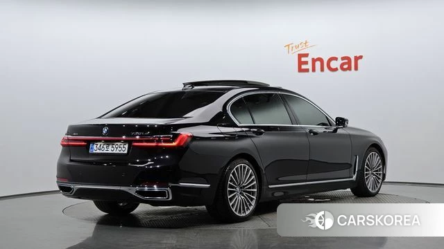 BMW 7 Series (G11) 2021 Черный из Кореи, фото 2