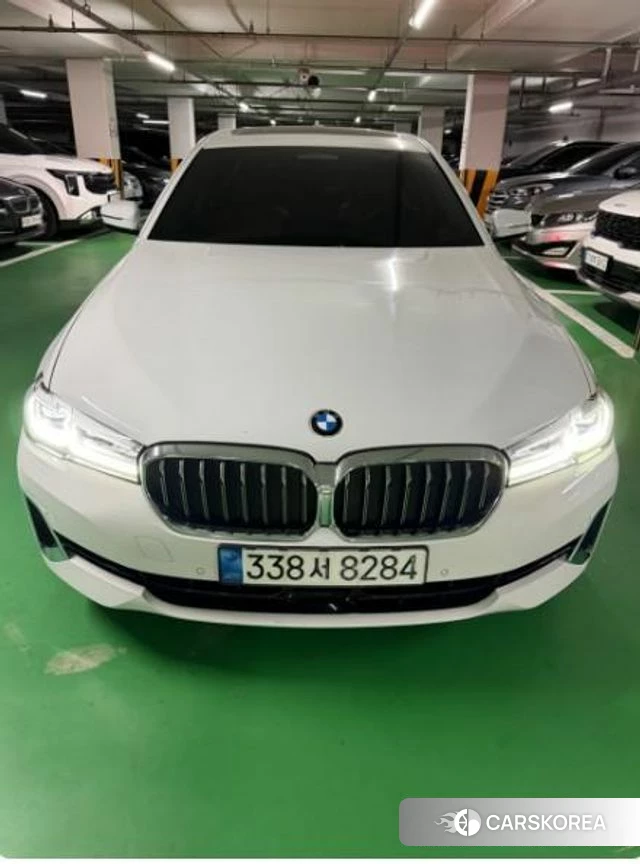 BMW 5 Series (G30) 2022 Белый из Кореи