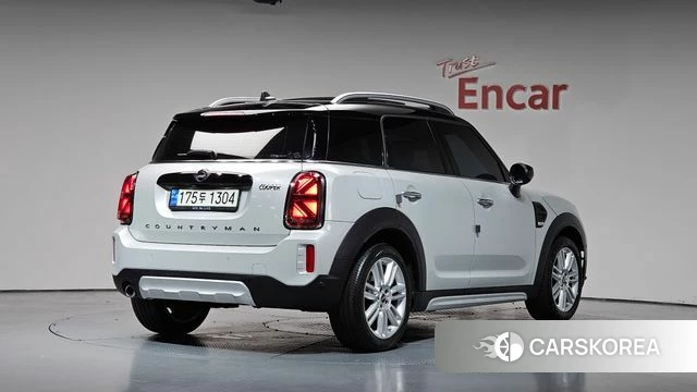 Mini Cooper Countryman 2022 Серебристо-серый из Кореи