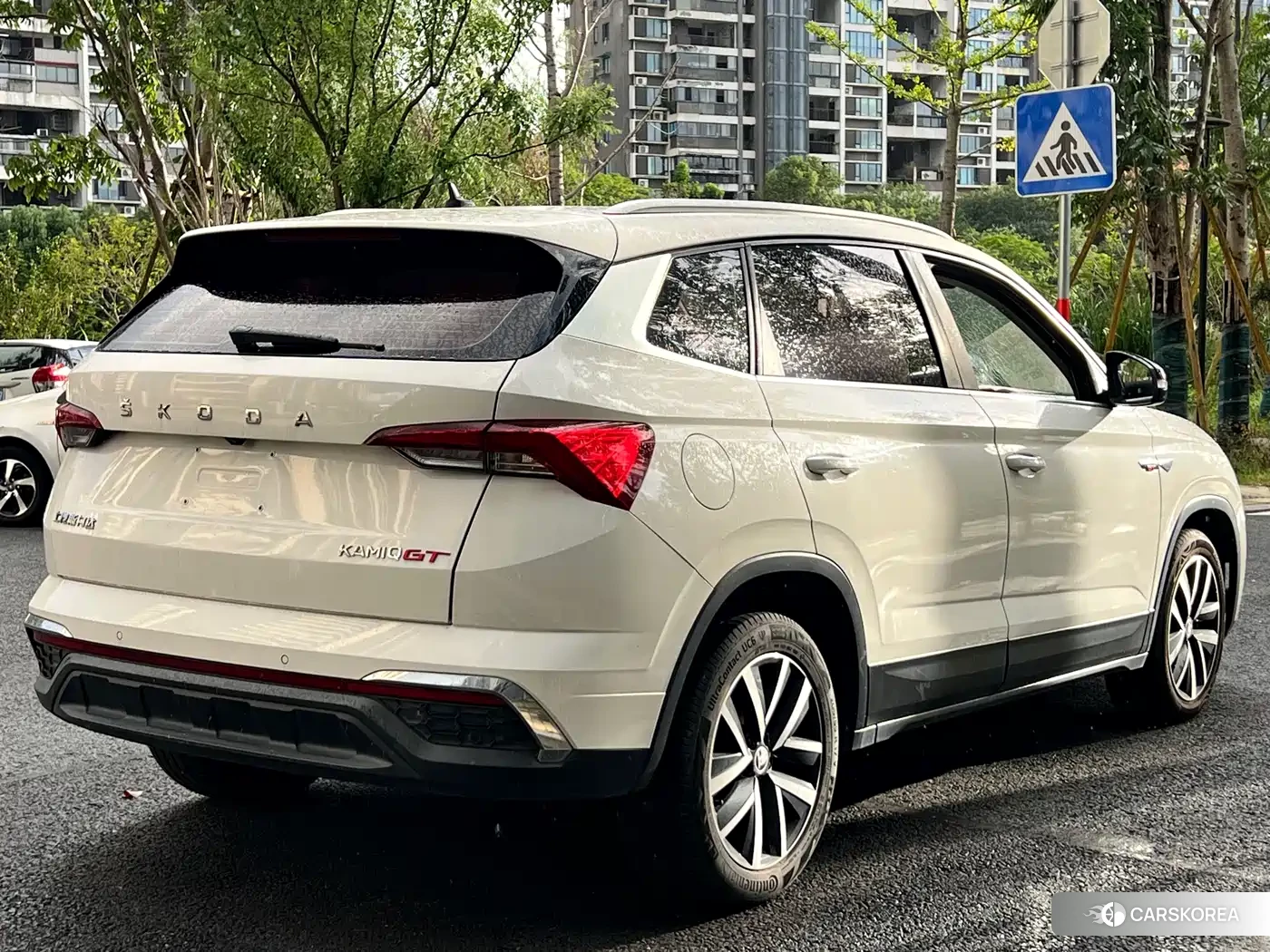 Skoda Kamiq 2021 Белый из Китая