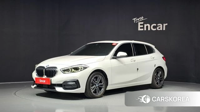 BMW 1 Series (F40) 2021 Белый из Кореи