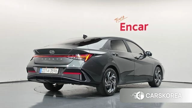 Hyundai The New Avante (CN7) 2023 Серый из Кореи