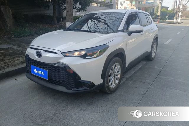 Toyota Frontlander 2023 Белый из Китая