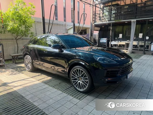 Porsche Cayenne (PO536) 2020 Черный из Кореи