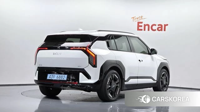 Kia EV3 2025 Белый из Кореи
