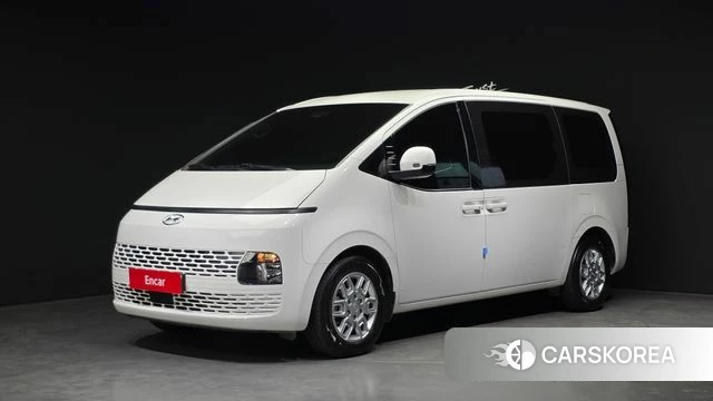 Hyundai Staria 2022 Белый из Кореи