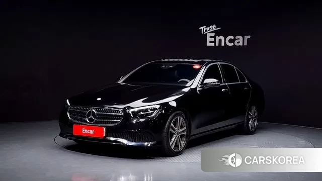 Mercedes-Benz E-Class W213 2023 Черный из Кореи