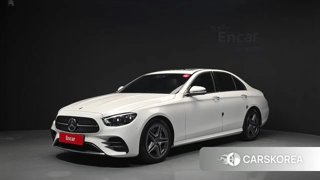 Mercedes-Benz E-Class W213 2023 Белый из Кореи
