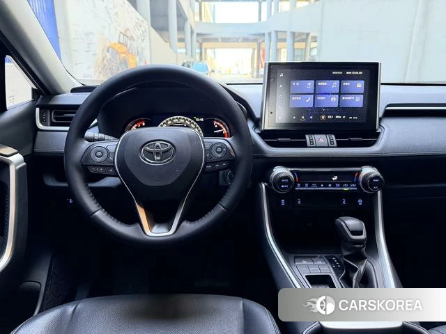 Toyota RAV4 2023 Черный из Китая